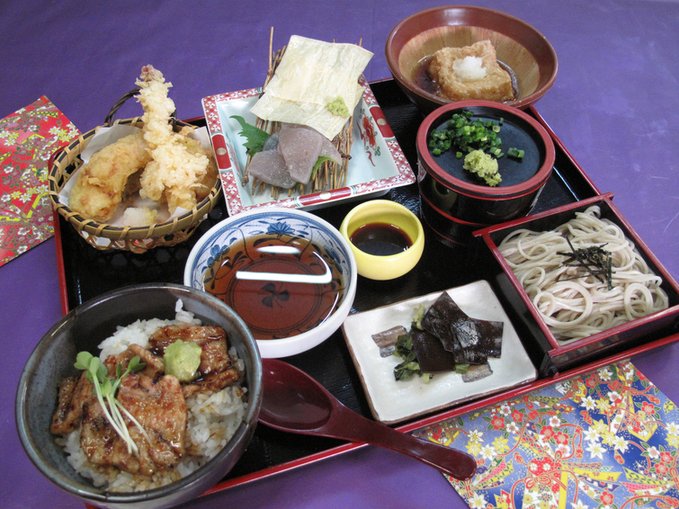 Dining Kazuga