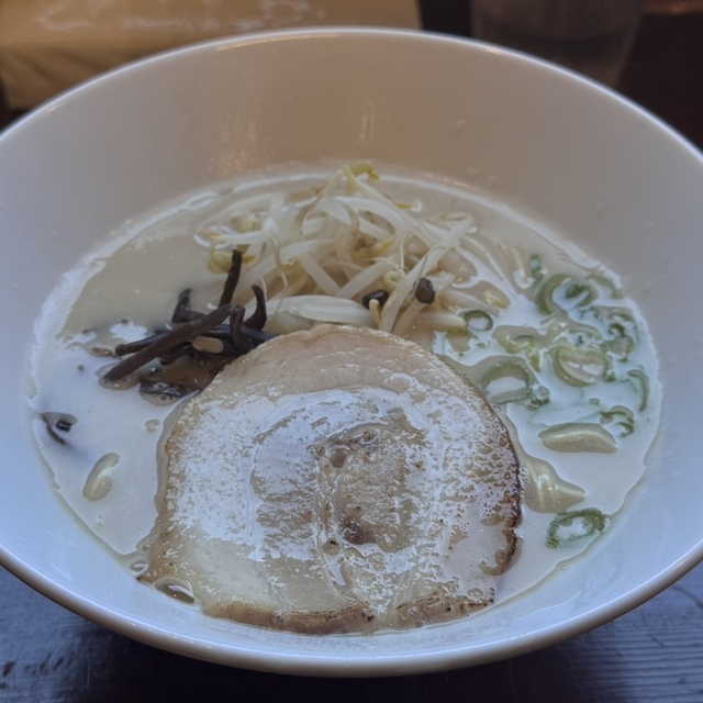 燈照軒