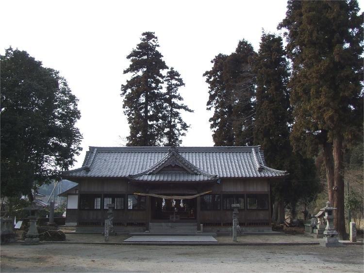 Raku Niwa Hachiman Shrine