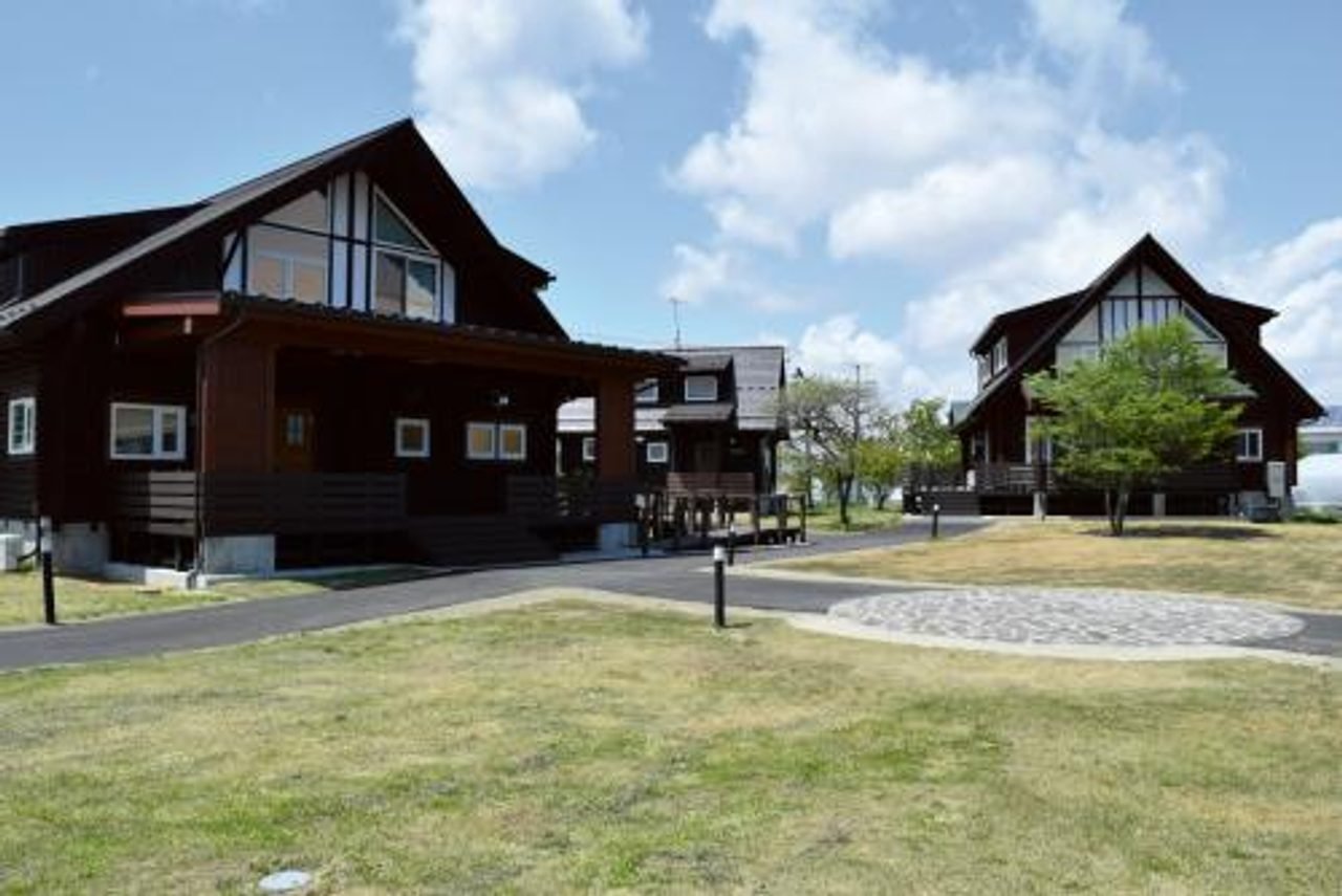 Den'en Dotabata Village