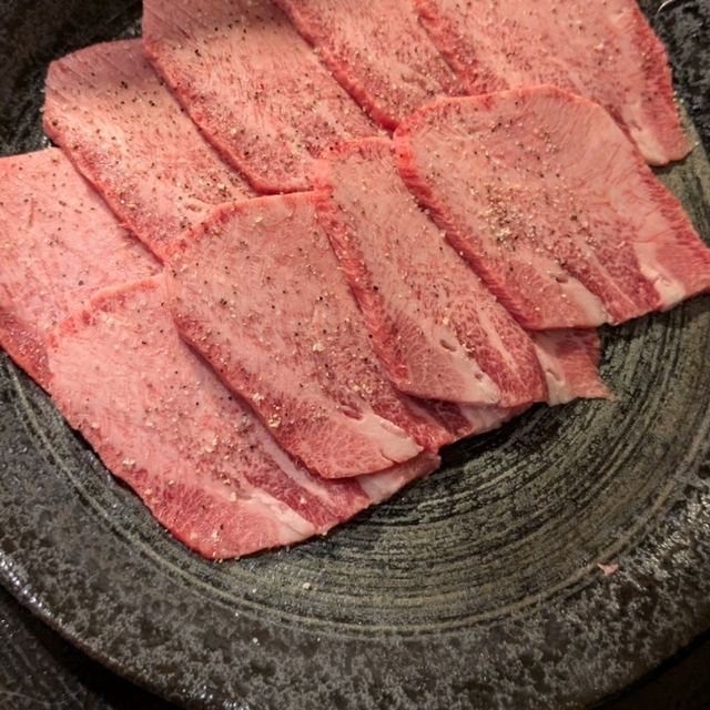 炭火焼肉　げん
