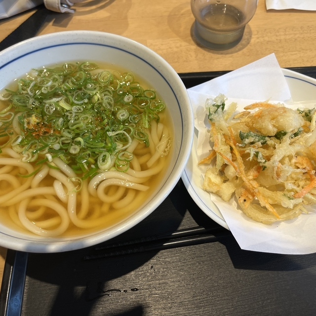 ウエスト うどん屋那珂川南店