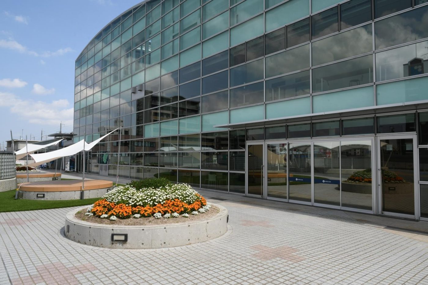 Hakata-Minami Station Front Building Nakaichi