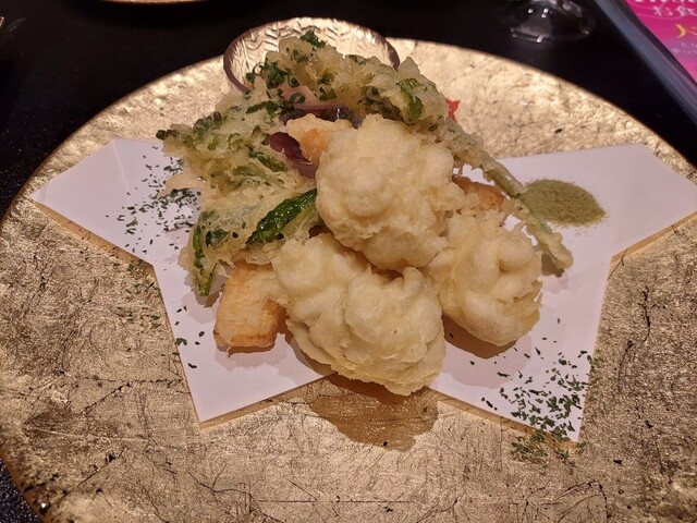 琥珀 炉端焼き串と鍋中間店
