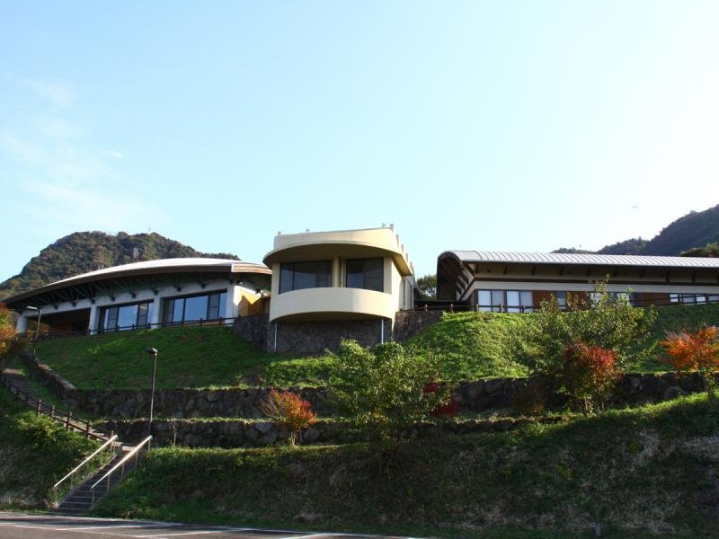 Hachimen Mountain Lodge