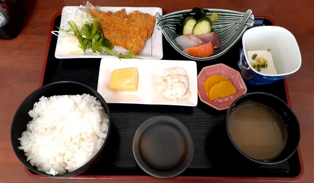 お食事処 縁司