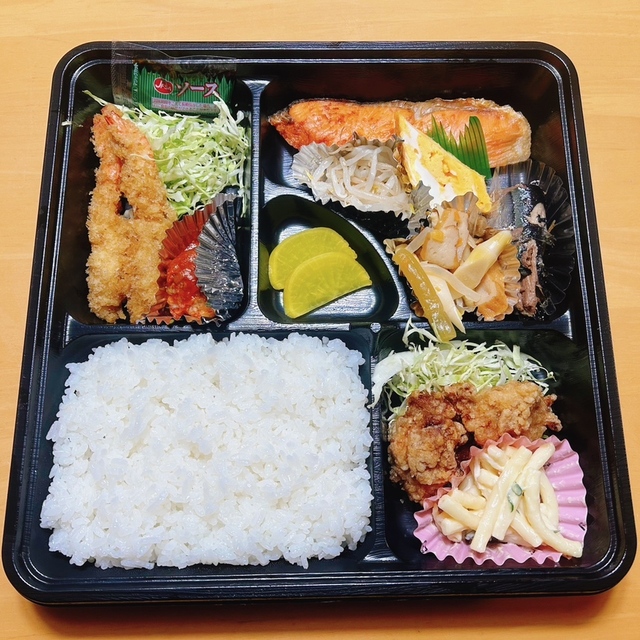 割烹うまい