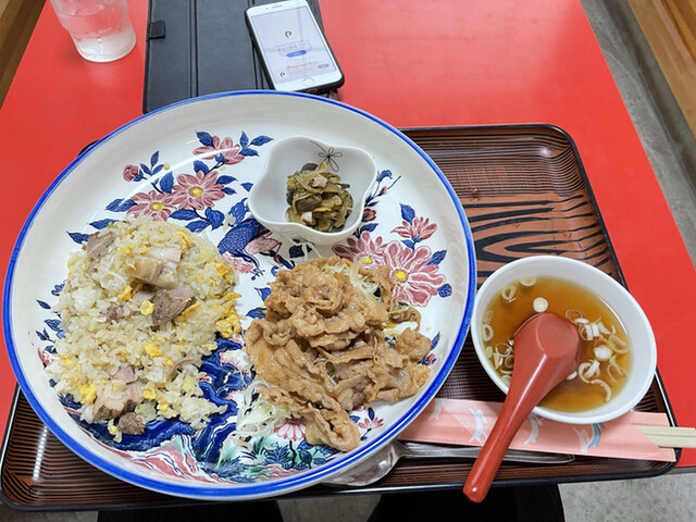Café 雨と犬