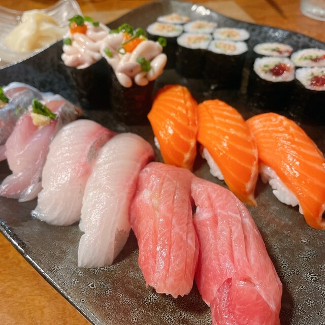 居酒屋 由