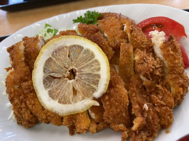 街道軒ドライブイン