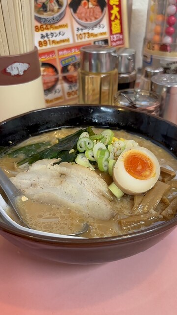 ニューとん太 男鹿店