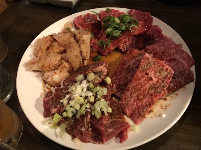 まがりや