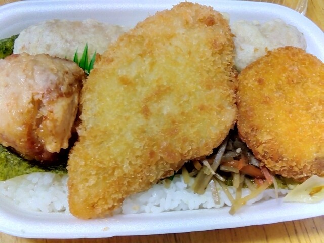 博多とよ唐亭 小郡駅前店