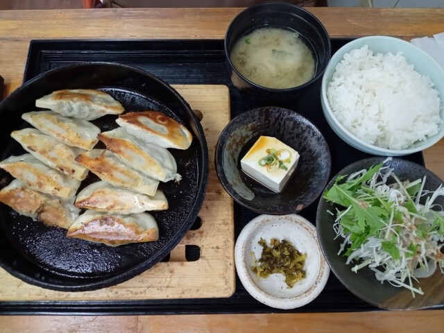 鉄板餃子の池田屋 遠賀店