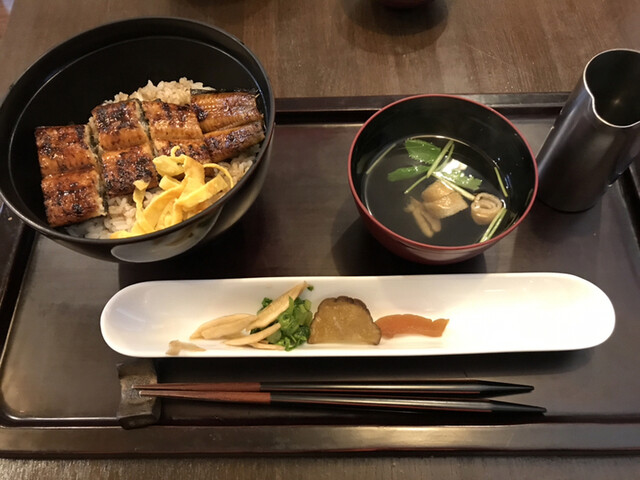 トリイコ