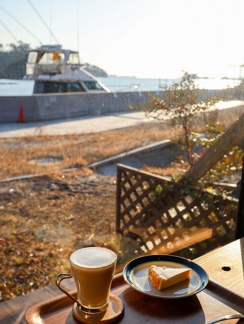 モラモラカフェ