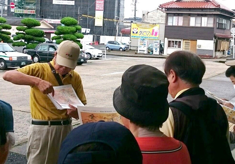 Old-Map Town Walk: Asa