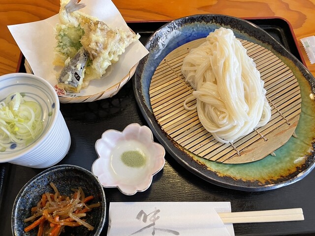 藤八堂