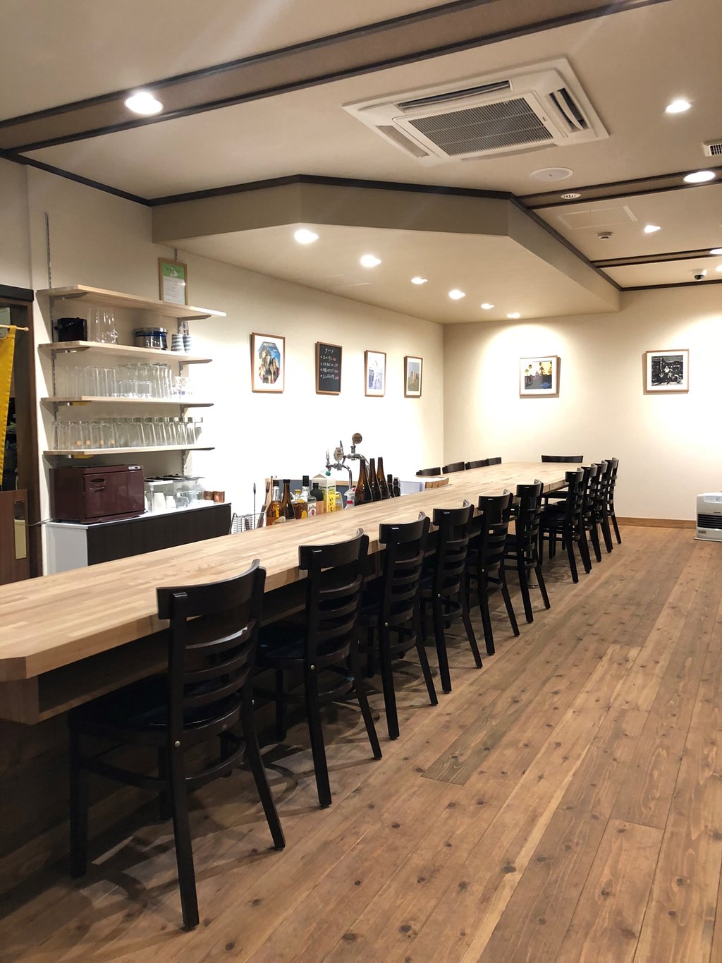 Kataiwaken West Side Alley Tavern