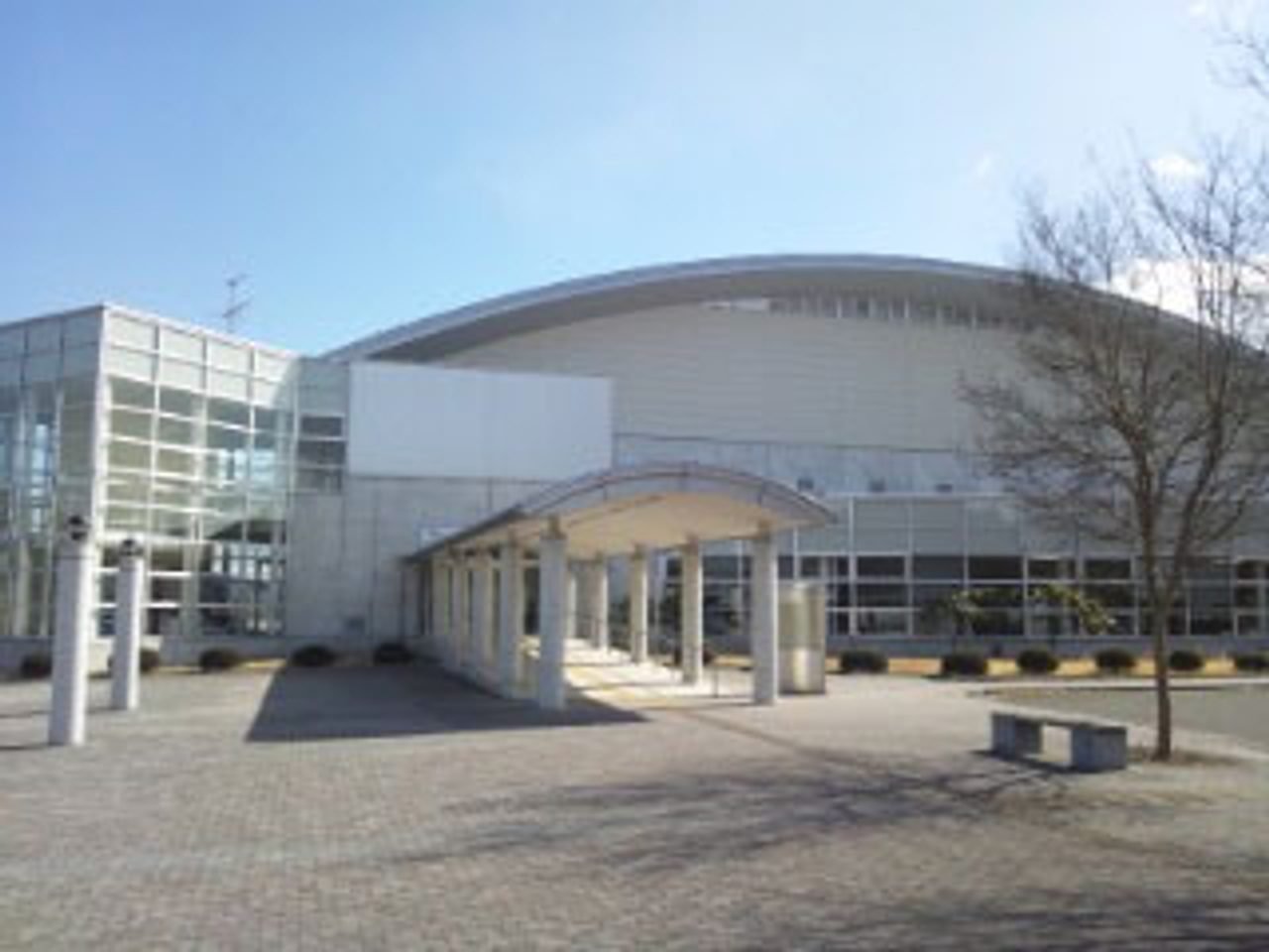 Sennan Comprehensive Pool & Training Center
