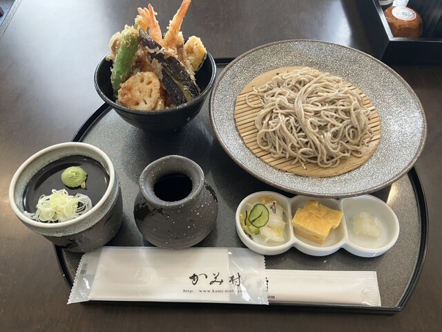 かみ村