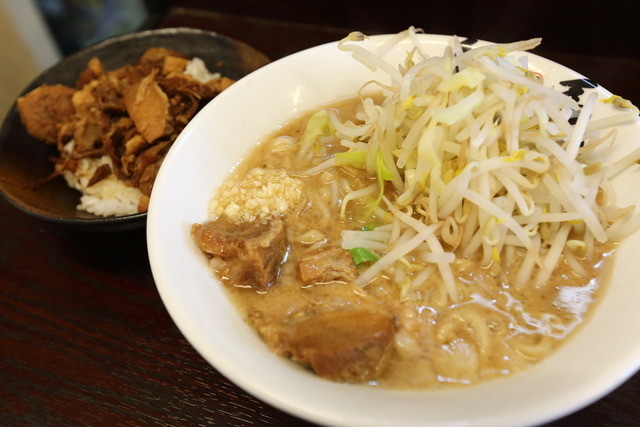 肉菜処 かえる屋