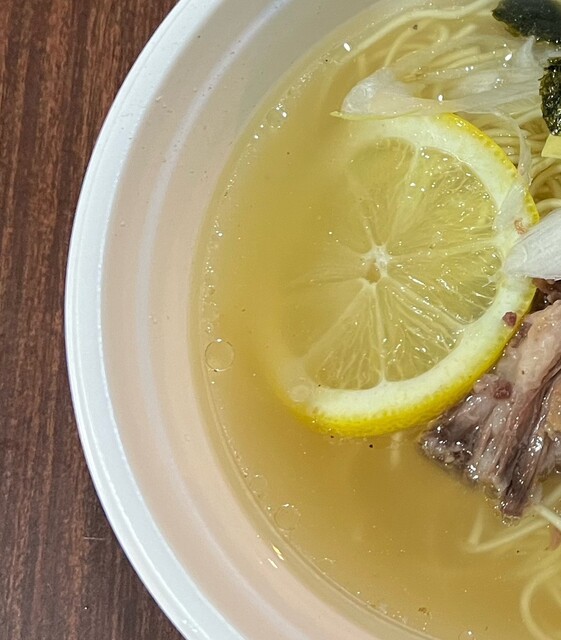 溶岩焼と焼鳥の店 鶏富士