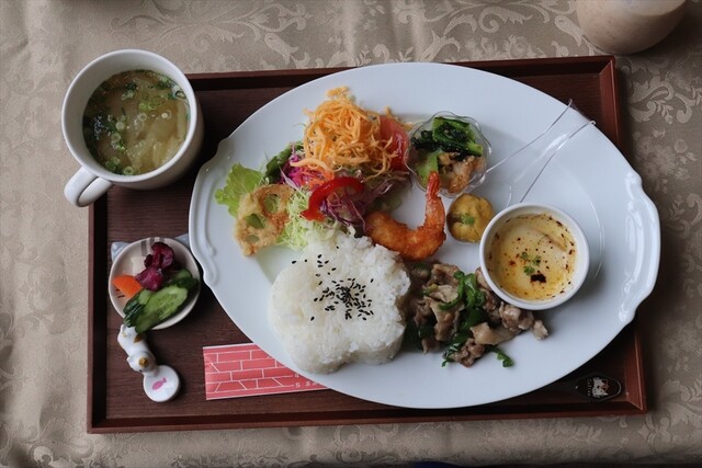 唐揚げ専門 ひなた商店