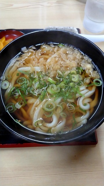欒八
