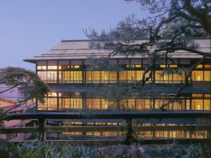 朝夕個室料亭で＜森の晩餐＞をいただく美食宿　時音の宿湯主一條