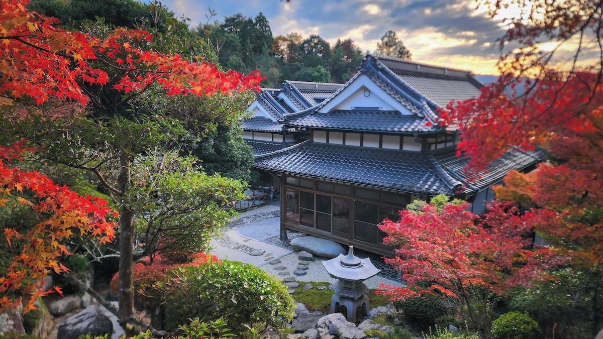 Samurai House