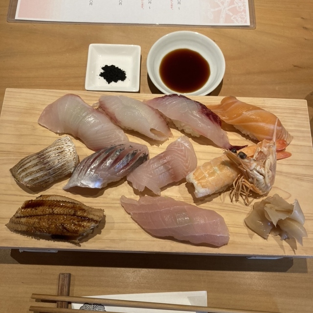 鮨くぼ田