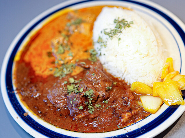 SARU CURRY