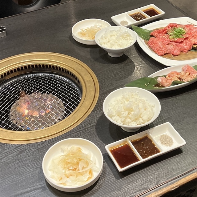 本場韓国焼肉 宋家