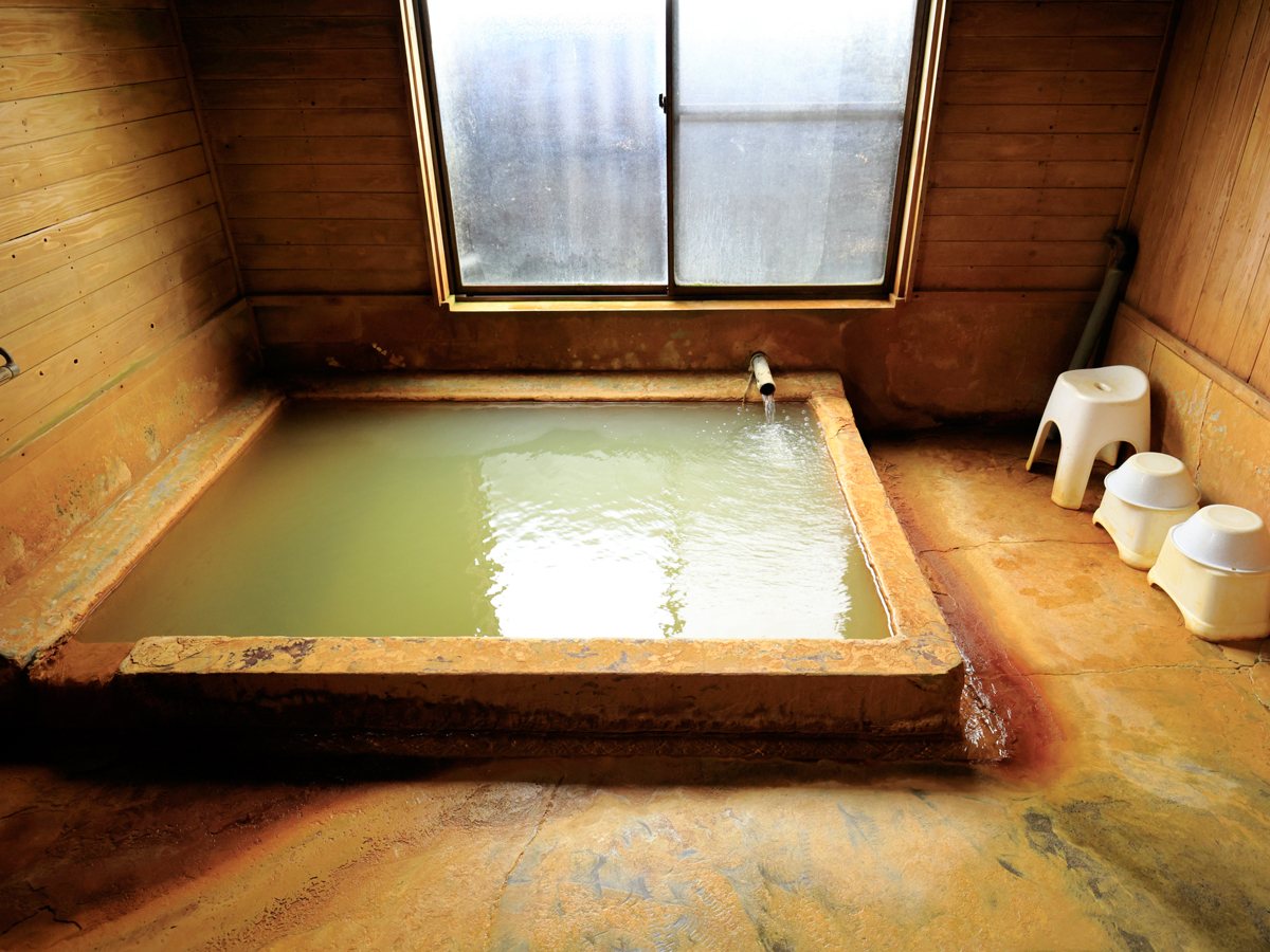 Hito Naga Baths