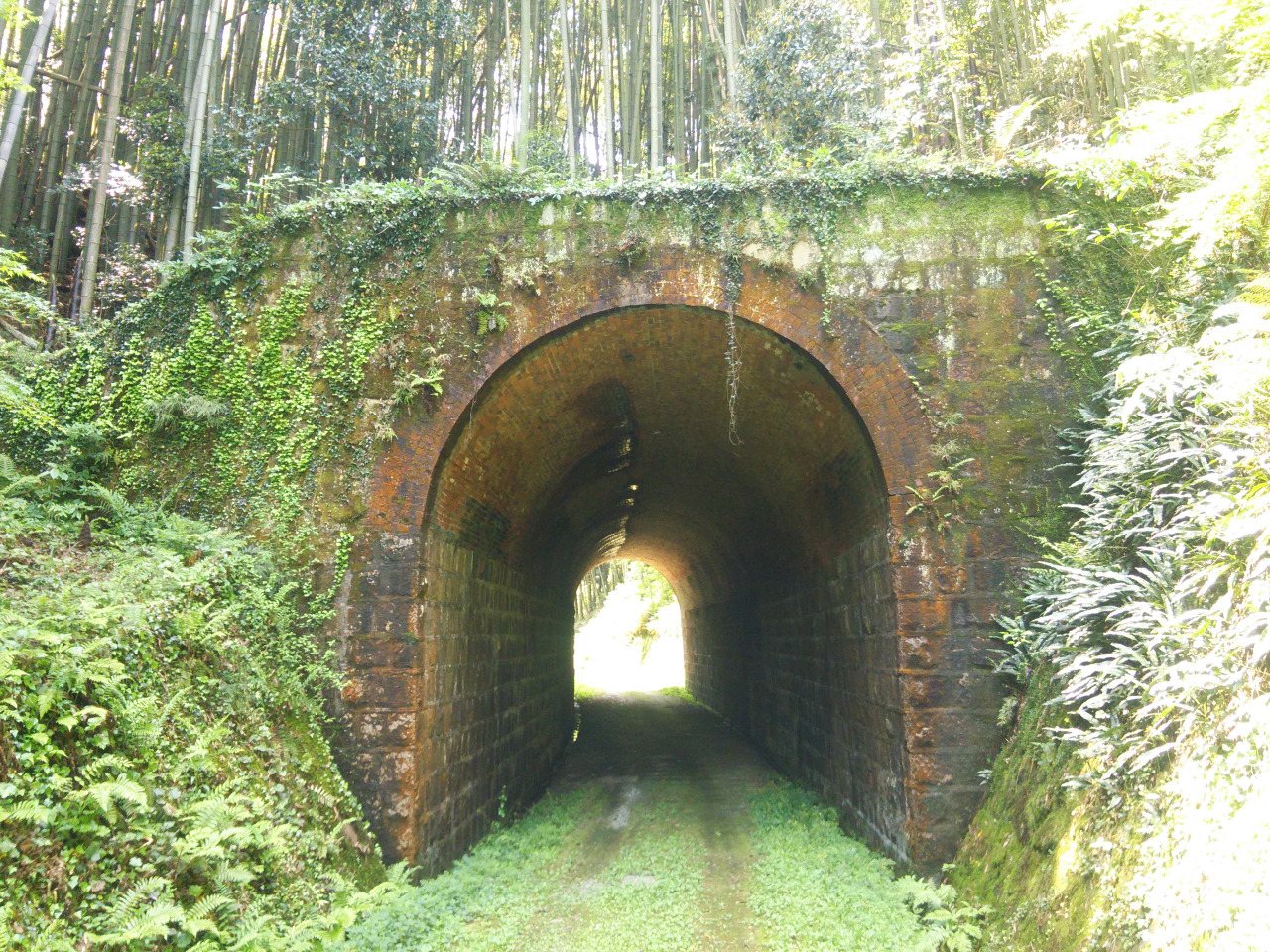 Dai Tana Tunnel
