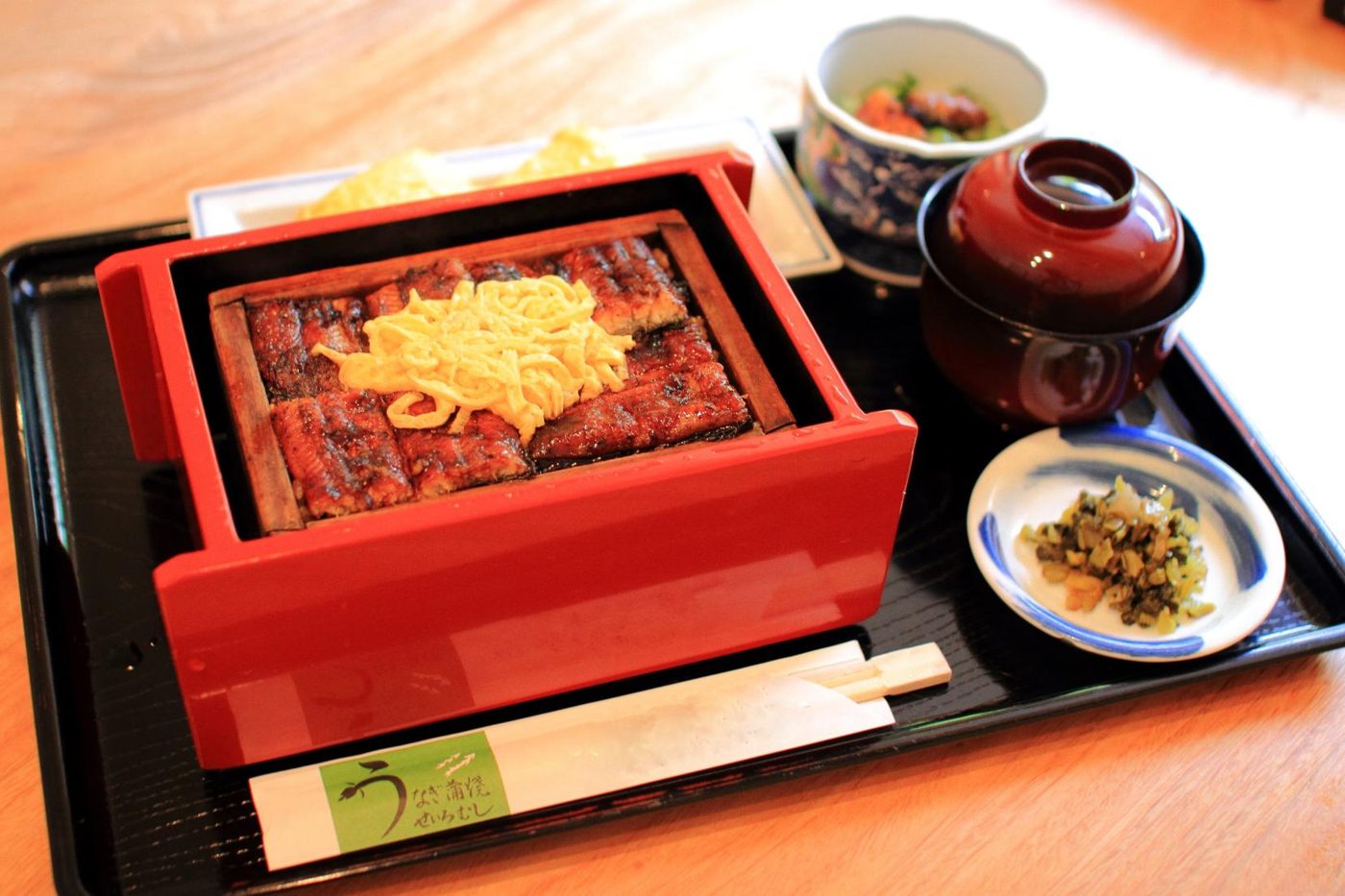Steamed Eel in a Bamboo Steamer