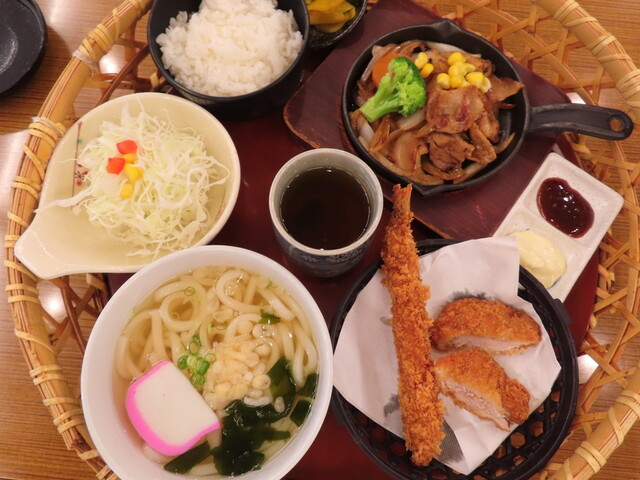 やき肉 新栄