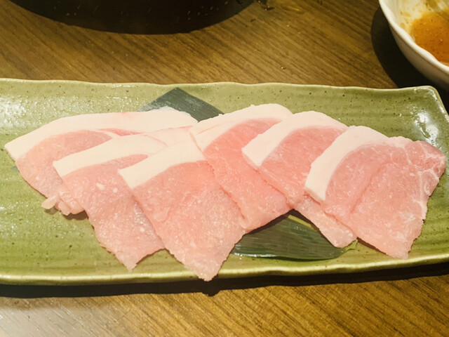 肉酒場 寿々