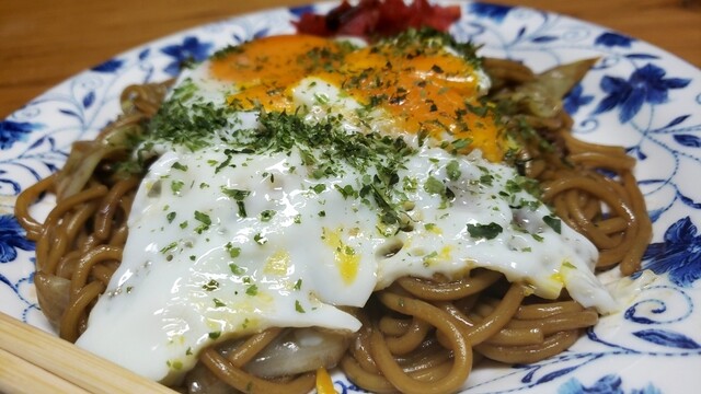 やんやん