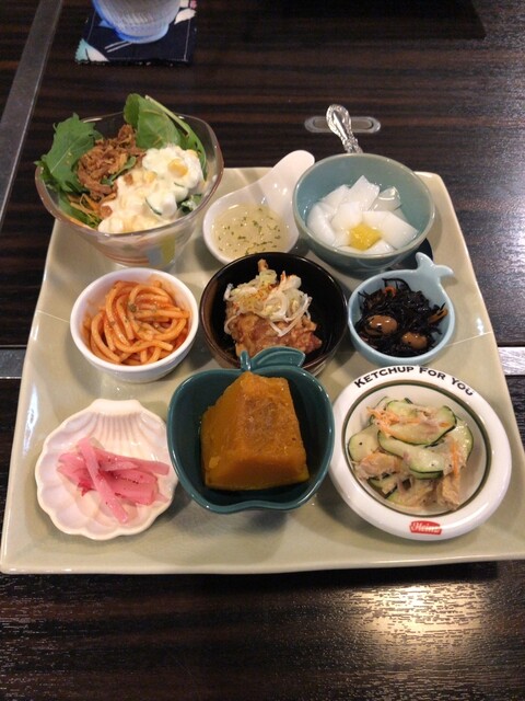 炉端ダイニング 楽家