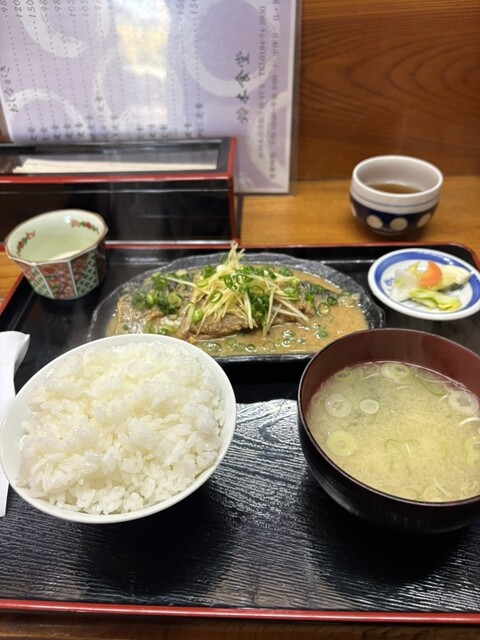 鈴木食堂