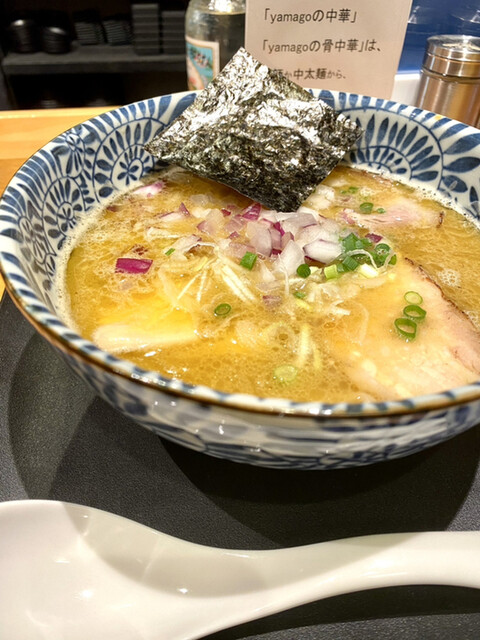 めくる