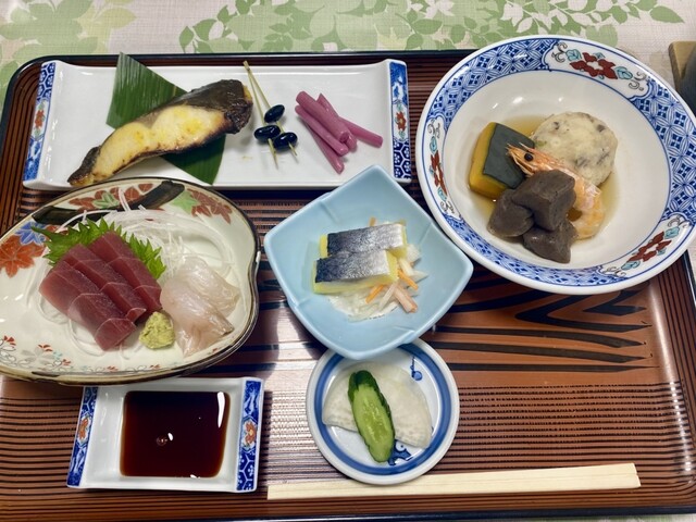 鳥海荘