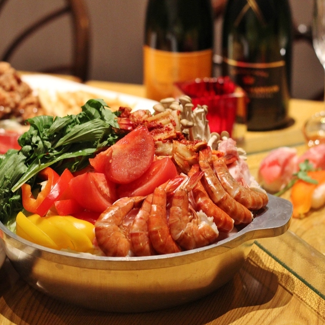 DINING TOMITEN
