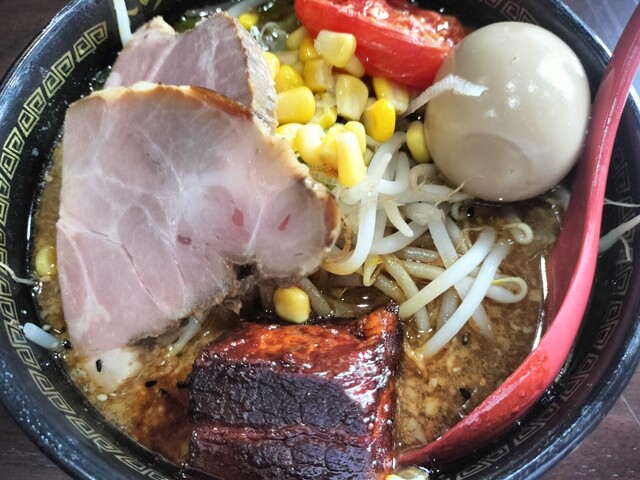 トラガス