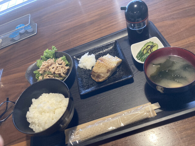 カフェ ラウンジ17